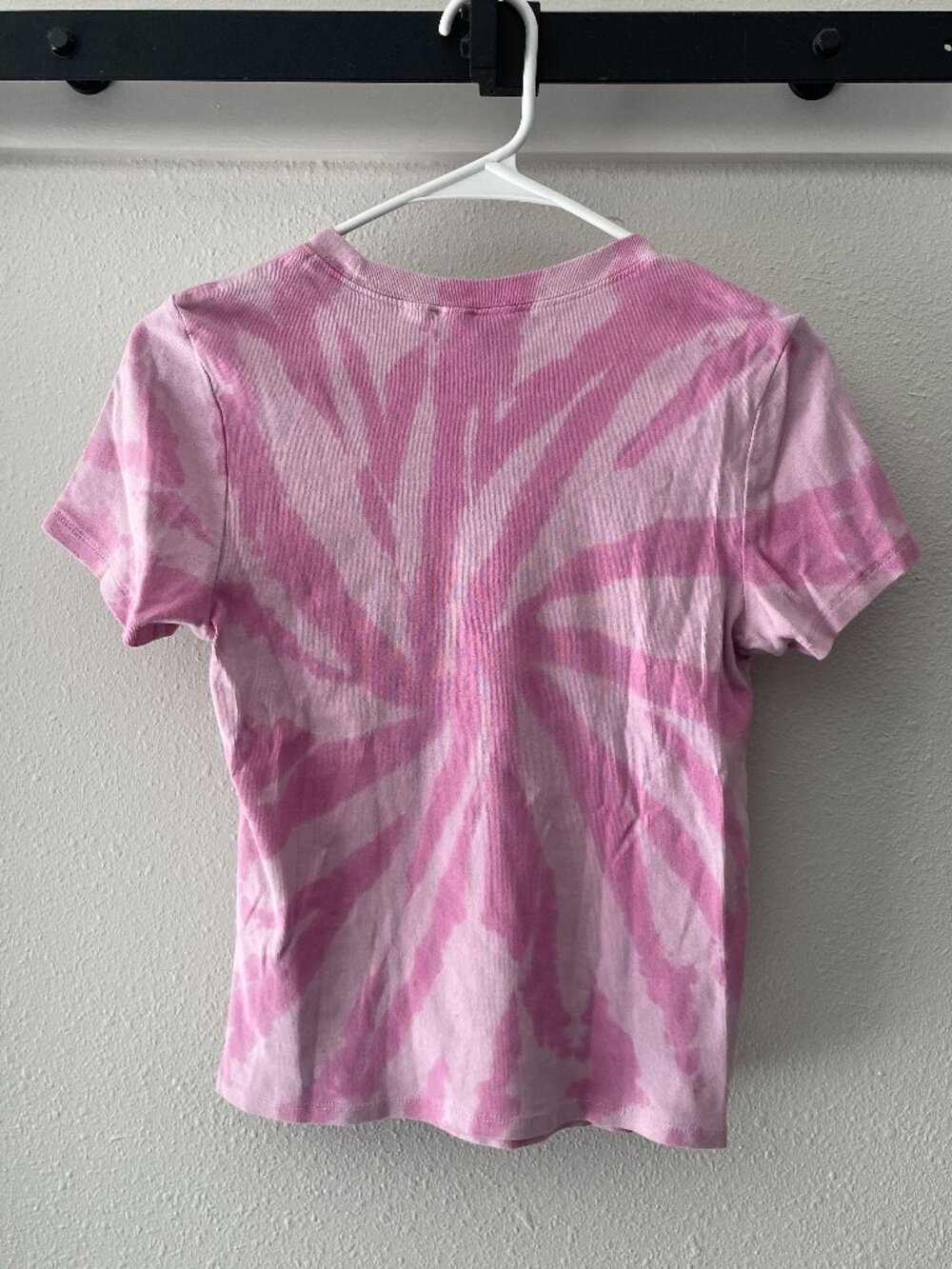 H&M Divided Pink Tie-Dye Graphic Shirt Rolling Stones - Picture 2 of 6